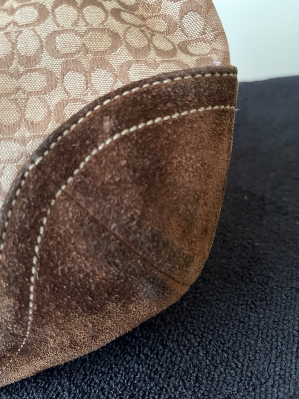 Y2K Coach Tan Signature Canvas and Brown Suede Hobo Bag - Picture 4 of 10